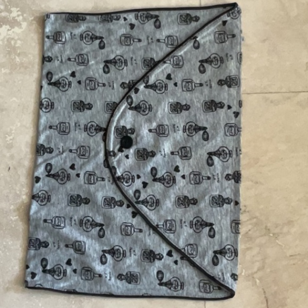 COSABELLA BLACK AND GRAY BUTTON FRONT LINGERIE BAG 9" X 13" - New without tag -